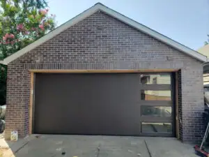 New garage door installtio
